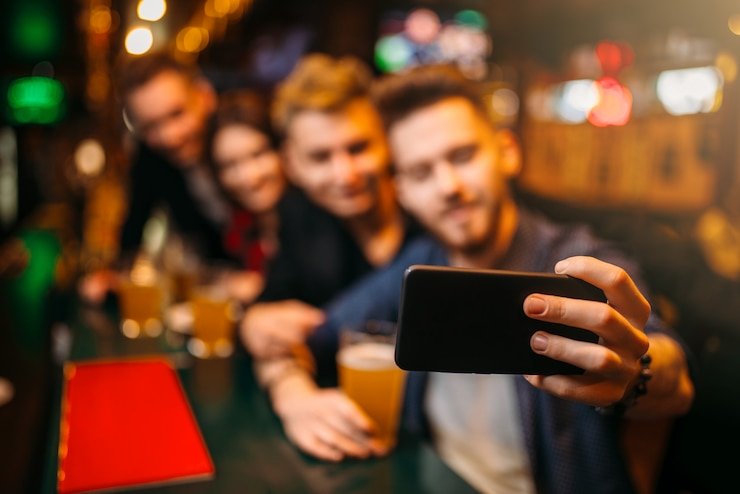 Kombinasi kartu Texas Poker di platform winslots8 dengan tampilan antarmuka mobile yang jelas